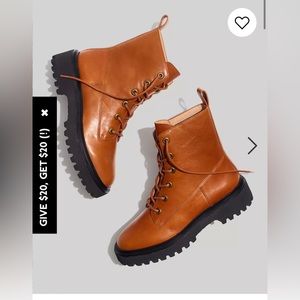 NWT Madewell Rayna Lace Up Boot in English Saddle